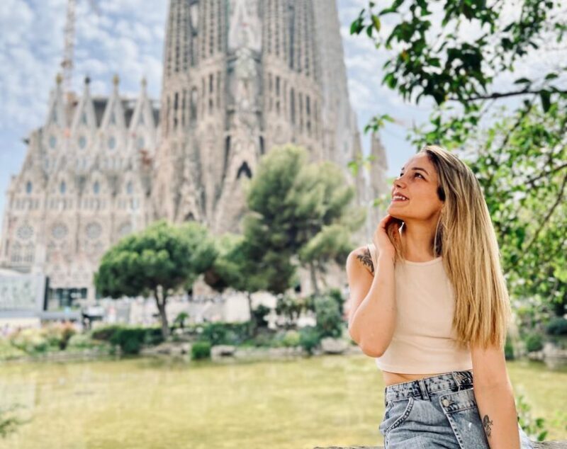 Sightseeing Barcelona by Bike, Photo-shooting & Tapas - The Practical Side: What to Know