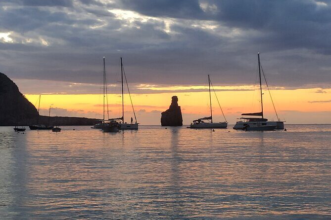 Sightseeing day tour along the East and North Coasts of Ibiza! - FAQs