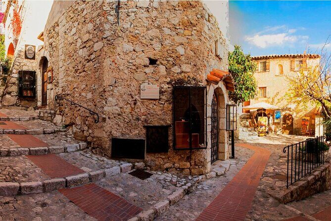 Sightseeing Tour with Private Driver of Cannes Nice Eze Monaco - FAQs