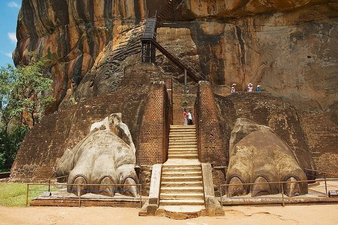 Sigiriya and Dambulla Private Full-Day Guided Tour - Key Points