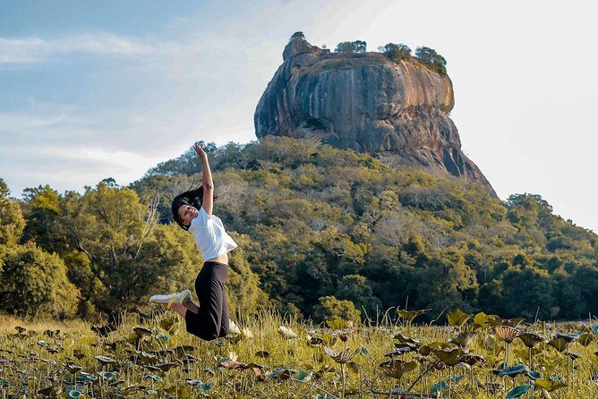 Sigiriya & Dambulla Day Excursion From Negombo - Transportation and Logistics: How the Day Unfolds