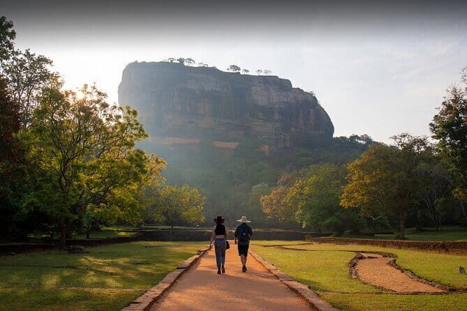 Sigiriya & Habarana: Sunrise Hot Air Balloon Ride Experience - Who Should Consider This Tour?
