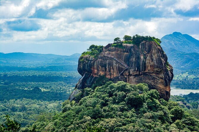 Sigiriya Rock Dambulla Cave and Village Tour From Trincomalee - The Itinerary in Detail