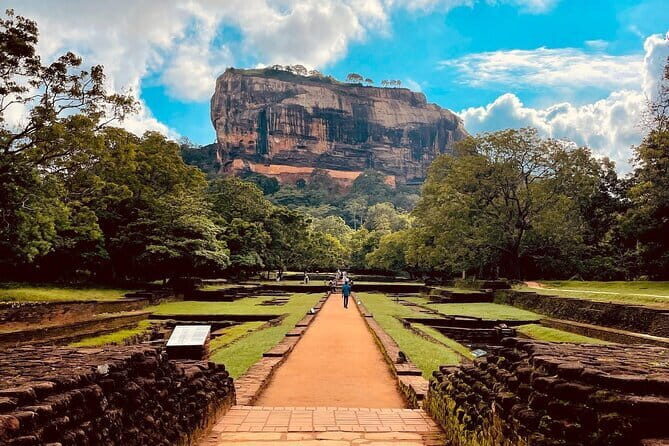 Sigiriya Rock Fortress and Dambulla Cave Temple All Inclusive - Exploring Sigiriya Rock Fortress and Dambulla Cave Temple All Inclusive: An Honest Look