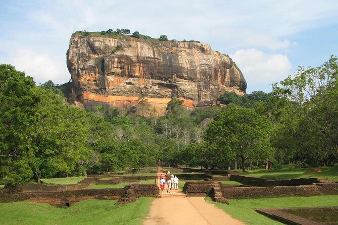 Sigiriya Rock Fortress and Polonnaruwa Day Tour From Colombo - FAQ