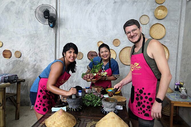Signature Thai Cooking Course - Who Should Book This Experience?