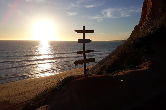 Sigtseeing in a Tuk Tuk ,Unique Experience - The Guide & Commentary