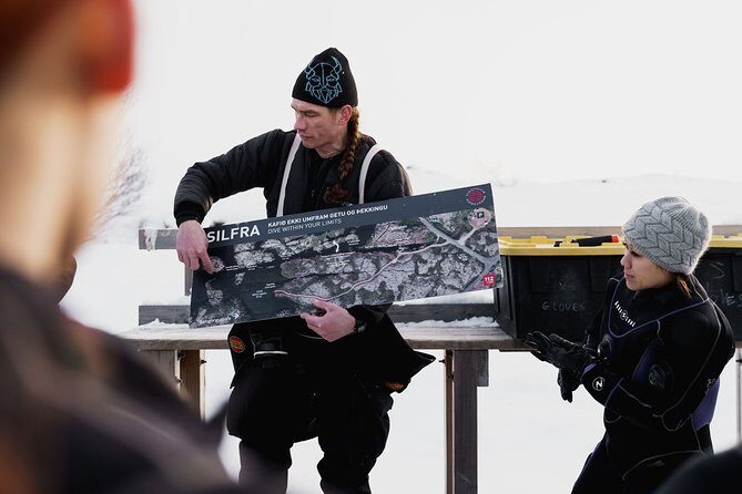 Silfra Drysuit Snorkeling with Free Photos - Meet on Location - The Itinerary: What to Expect from Start to Splash