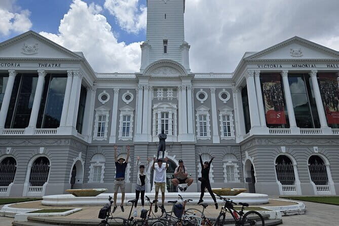 Singapore Cycling Tour - Rail Corridor to Civic District - FAQ