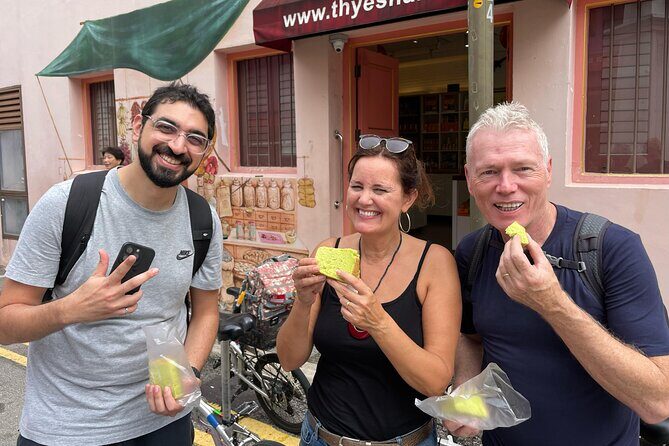 Singapore Food & Bike Tour - Downtown - FAQs