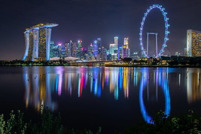 Singapore Private Night Cycling with Dinner - Singapore Private Night Cycling with Dinner: A Unique Way to See the City
