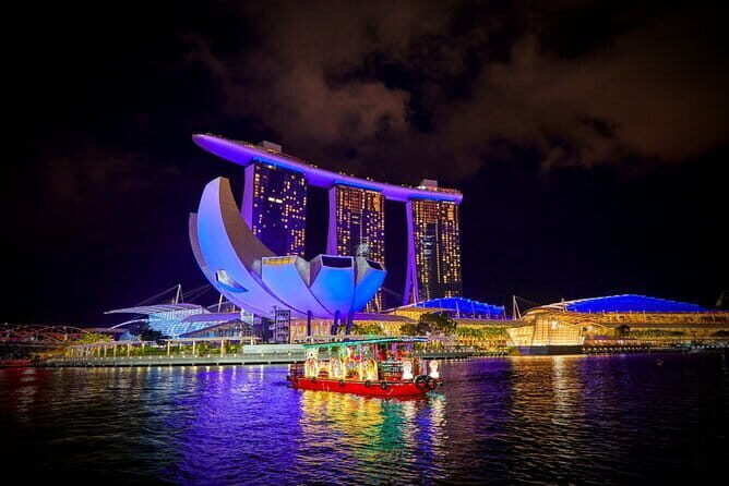Singapore River Cruise Tour with E-Tickets - Who Would Appreciate This Tour?