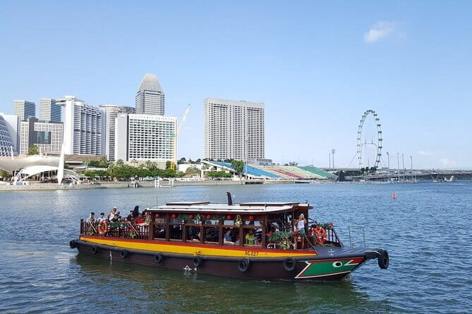 Singapore River Cruise with Two Way Return Transfer - An In-Depth Look at the Singapore River Cruise Experience