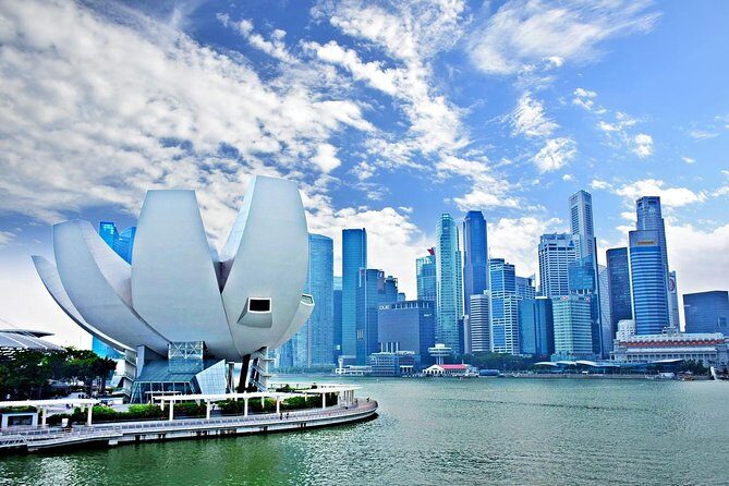 Singapore Walking Tour: Secrets of Marina Bay - Exploring the Marina Bay Walking Tour in Singapore: A Practical Guide