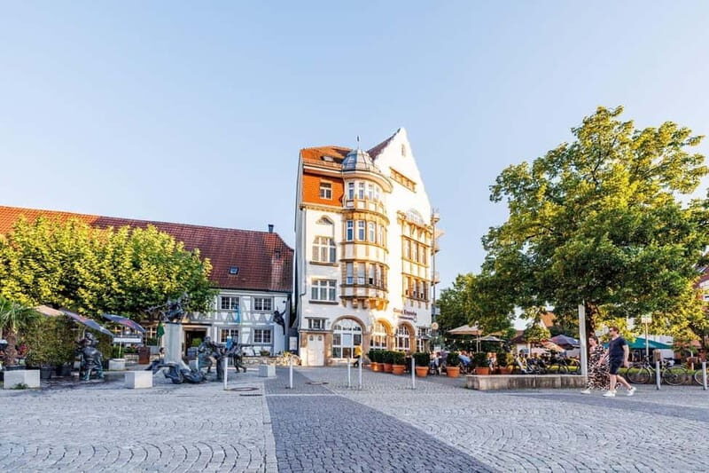 Singing: Historical city tour with Duchess Hadwig of Swabia - Key Points