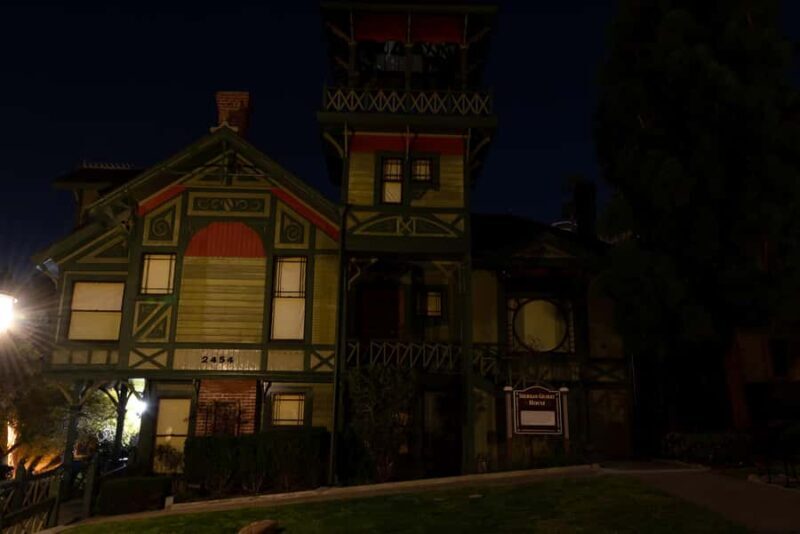 Sinister Shadows of San Diego Gaslamp Ghost Tours - Final Thoughts: Is This Tour Right for You?