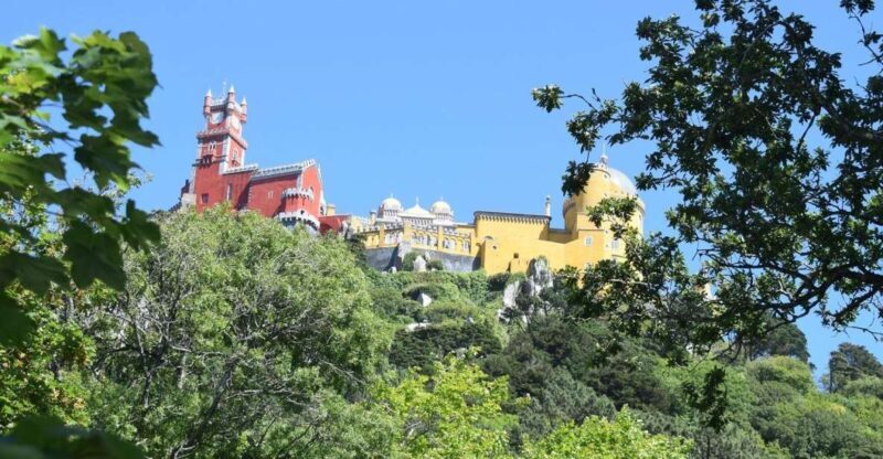 Sintra and Cascais Private Tour with a Local - What’s Not Included and Tips for Travelers