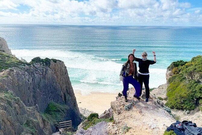 Sintra & Cascais Private Tour from Lisbon + Dinosaur footprints on the beach! - FAQs