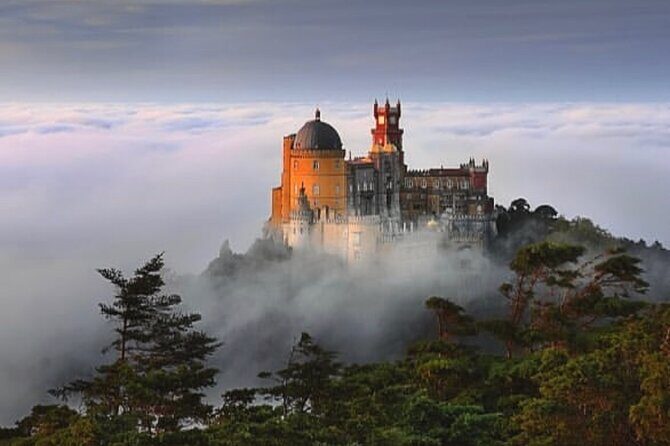 SINTRA FULL-DAY PRIVATE TOUR, Roca Cape, Guincho Beach, Cascais & Estoril - FAQ