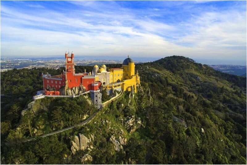 Sintra: Pena Palace, Regaleira, Cabo da Roca, Full Day Tour - Visiting Quinta da Regaleira: A Fairy Tale of Esoteric Symbols
