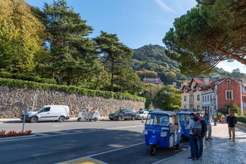 Sintra: Private Sightseeing Tuk Tuk Tour with Local Guide - Key Points