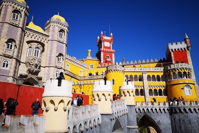 Sintra Tour with Pena Palace, Moorish Castle and Regaleira - Private - A Closer Look at the Itinerary