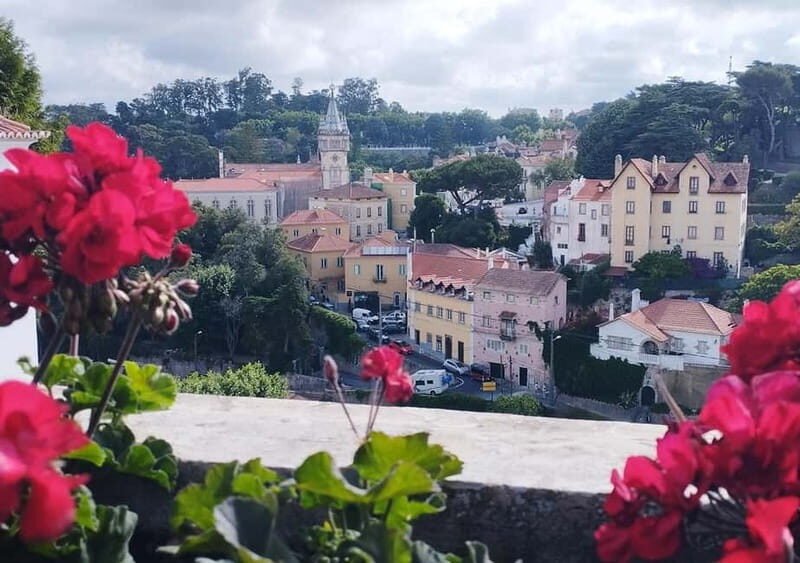 Sintra Unique Tour - Two Palaces and Azenhas do Mar - A Closer Look at the Tour Itinerary
