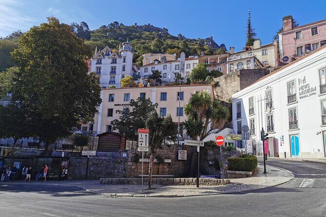 Sintra with 4 Palace Guided Tour, Private Full Day - In Summary