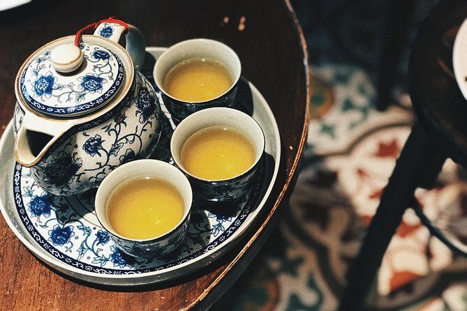 Sip & Savor: Maokong Tea & Shenkeng Stinky Tofu Private Day Tour - A Deep Dive into the Tour Experience