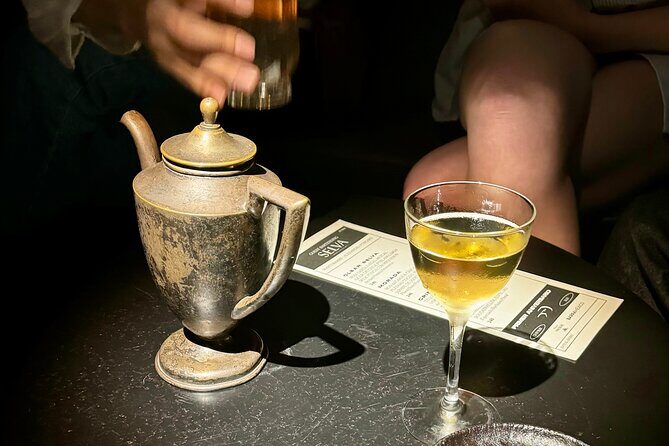 Sipping CDMX : Bar Hopping with Local Bartenders - Key Points