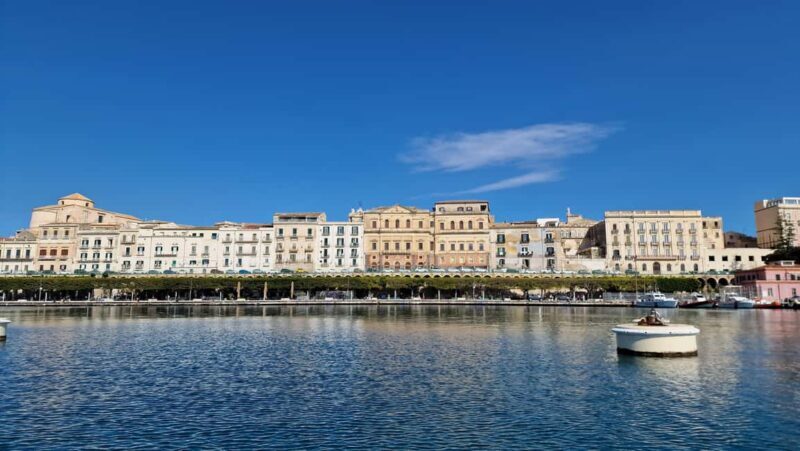 Siracusa: Ortigia & Sea Caves Boat Tour w/ Prosecco & Fruit - Who Is This Tour Best For?