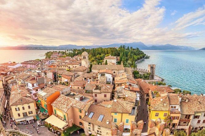 Sirmione & Verona, Lake Garda, private guided tour from Milan - FAQ
