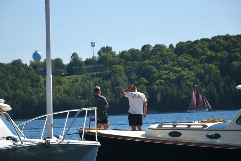 Sister Bay: 25' Pontoon Rental - FAQ