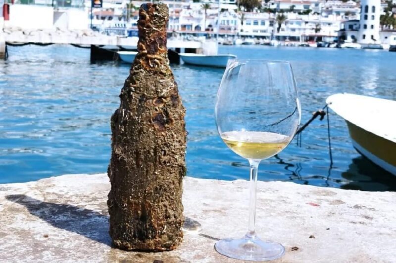 Sitges: Sailboat trip + walking tour and wine cellar tour - Key Points