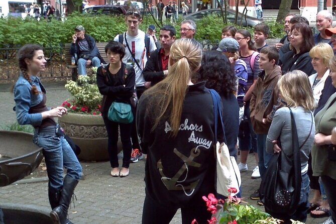 Six Women: A Seattle History Tour - Key Points