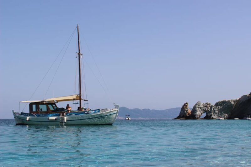 Skiathos: Boat Cruise with Dinner & Sunset Viewing - A Detailed Look at the Experience