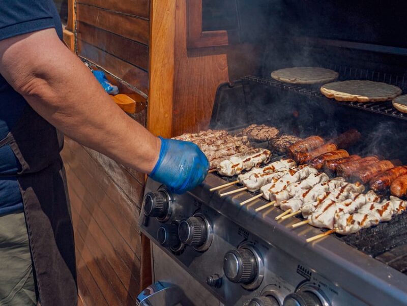 Skiathos: Wooden Sailboat Full- or Half-Day Trip with Meal - Final Thoughts