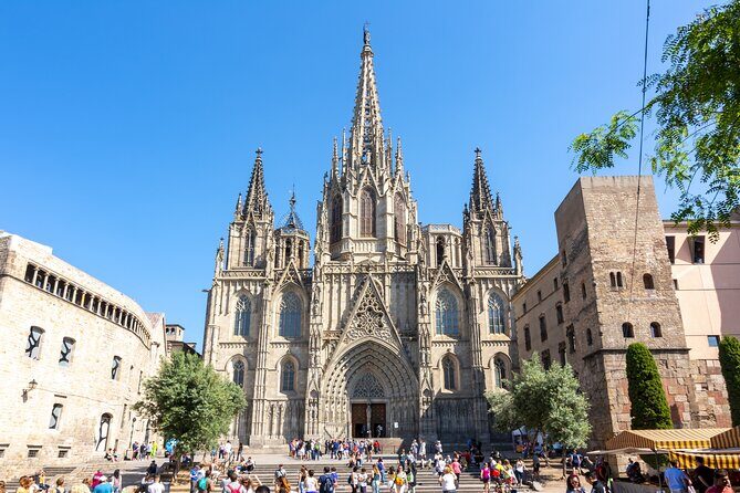 Skip-the-line Barcelona Cathedral with Private Guide - FAQ