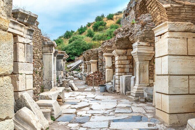 SKIP-THE-LINE: BEST-SELLER PRIVATE EPHESUS TOUR for Cruise Guests - The Sum Up