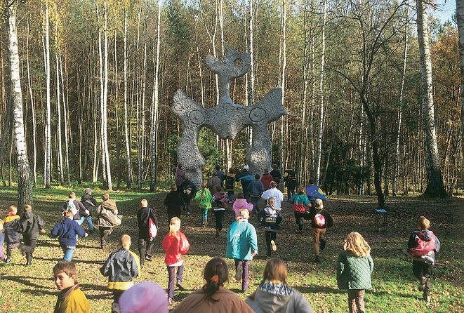 Skip the Line: Europos Parkas, Open-Air Museum Ticket Vilnius, Lithuania - The Landscape and Layout