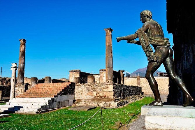 Skip-the-Line Pompeii and Vesuvius Tour - Transportation and Group Size: Why They Matter