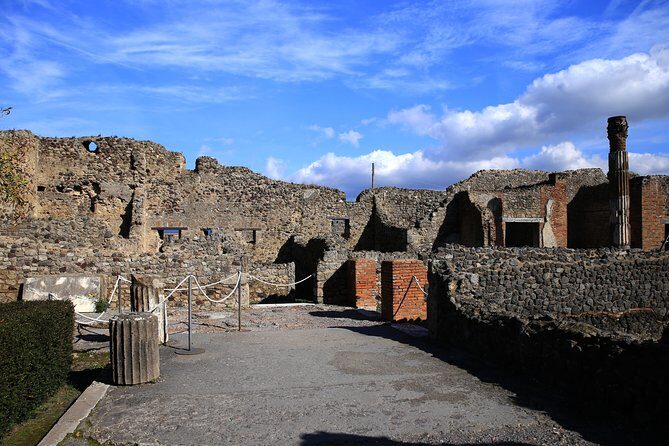 Skip the Line Pompeii Tour For Kids and Families w Special Guide - Why Choose This Pompeii Family Tour?