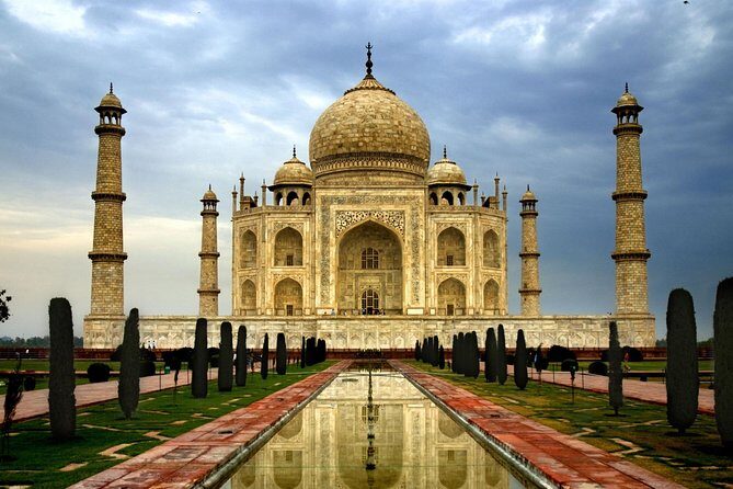 Skip the Line: Taj Mahal & Agra fort tour by Superfast train - Starting the Day: From Delhi to Agra in Record Time