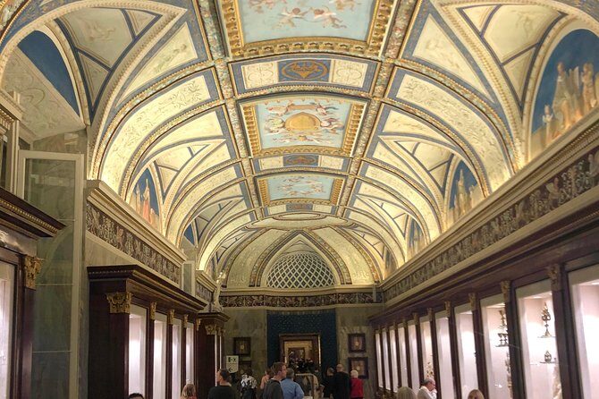 Skip the Line Vatican Guided Tour with Sistine Chapel and St. Peter's Basilica - In-Depth Review of the Tour Experience