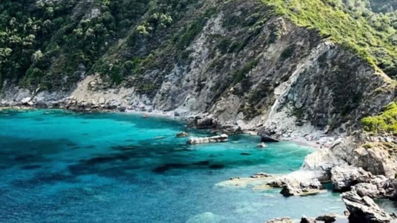 Skopelos: Mamma Mia Cliff Tour - An In-Depth Look at the Tour Experience