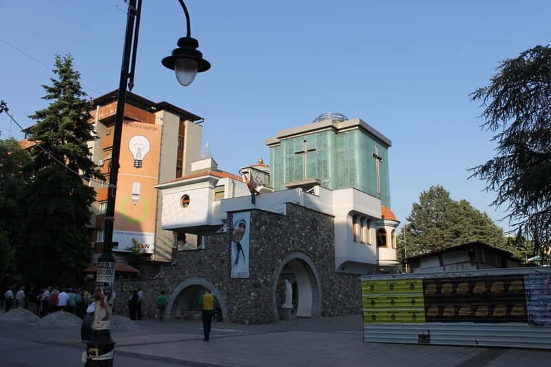 Skopje: Private Half-Day Walking Tour of Old & New - Detailed Breakdown of Key Stops
