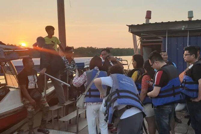 Sky Mirror Experience at Kuala Selangor from Kuala Lumpur - A Detailed Look at the Sky Mirror Tour