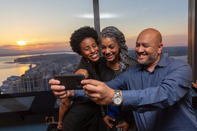 Sky View Observatory at the Columbia Center Admission Tickets - Digital Guide and Educational Content