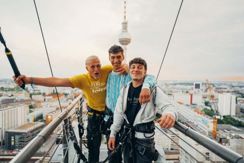 Sky Walk - 120 Meters above Berlin - FAQ