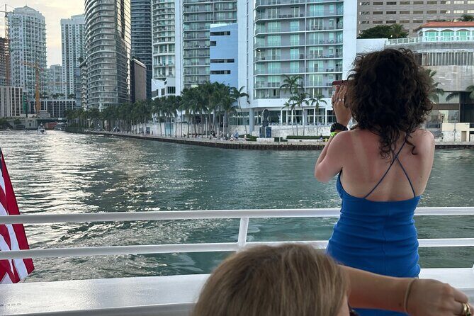 Skyline Millionaire Homes Photo Tour with photographer in Miami - How to Make the Most of It